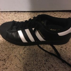 Black adidas superstars